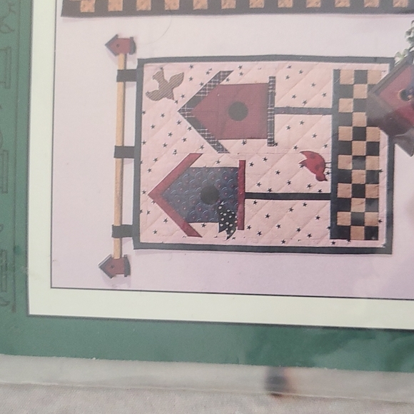 Debbie Mumm "For the Birds" Wallhanging Quilt Patterns - Picture 3 of 11